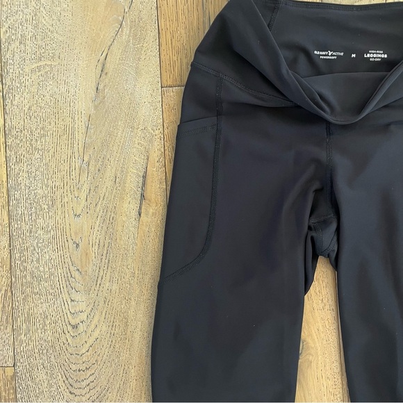 Old Navy Powersoft Black Leggings Pocket High Rise Women Medium Compression - Picture 5 of 7